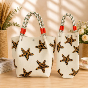 Retro Star Designed Knitted Handbag